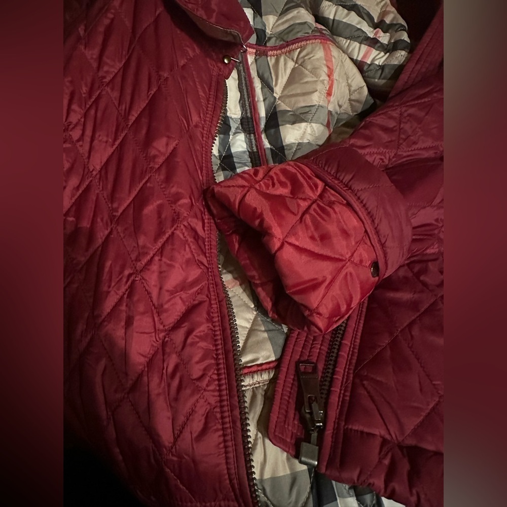 Burberry Red Quilted Jacket women’s size M - Picture 12 of 13